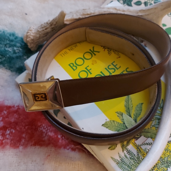 Pierre Cardin Accessories - Vintage Pierre Cardin leather belt sz 40